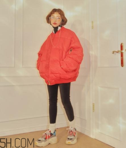 面包服搭配什么鞋子？面包服搭配鞋子圖片