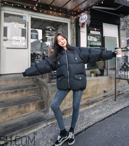 面包服搭配什么鞋子？面包服搭配鞋子圖片