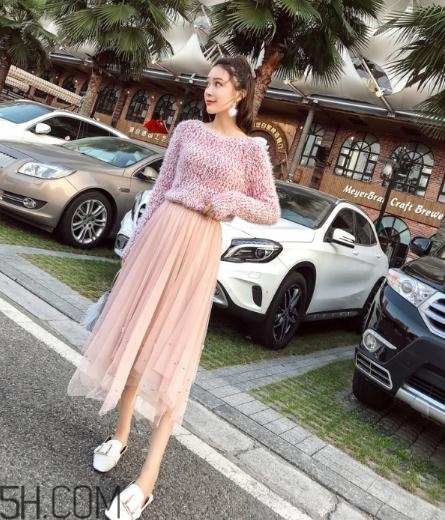 粉色裙子配什么鞋子？不同款式不同的風(fēng)格