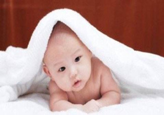 撫觸的進(jìn)行手法是怎樣的？寶寶的小內(nèi)褲有哪些情況？