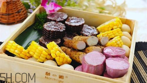 冬季飲食的注意事項(xiàng)是什么？冬季下雪天該如何穿衣？