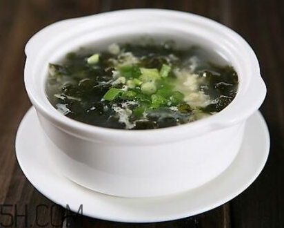 海苔和紫菜哪個(gè)更養(yǎng)生？海苔是紫菜的華麗轉(zhuǎn)身？