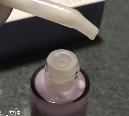 自然堂凝時鮮顏系列適合什么膚質(zhì)？