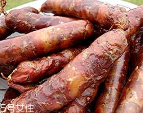 臘腸和香腸有什么區(qū)別？臘腸香腸概念不同