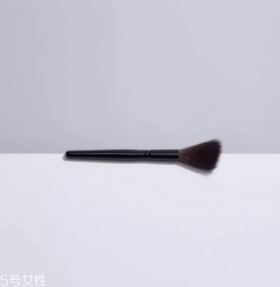 高光刷哪個牌子好？好用到哭的高光刷
