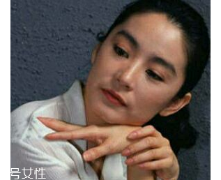 屁股下巴是一種病嗎？長(zhǎng)好了顏值高