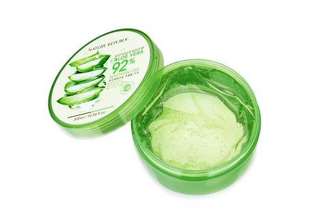 用蘆薈膠前需要洗臉嗎？蘆薈膠小孩也可以用