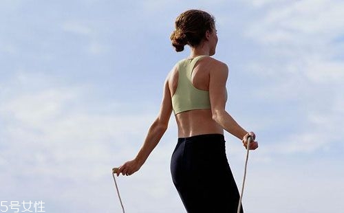 怎樣跳繩可以有效減肥？推薦這四種跳繩方式