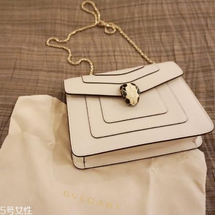 寶格麗包包多少錢(qián)？有著致命吸引力的意大利包包