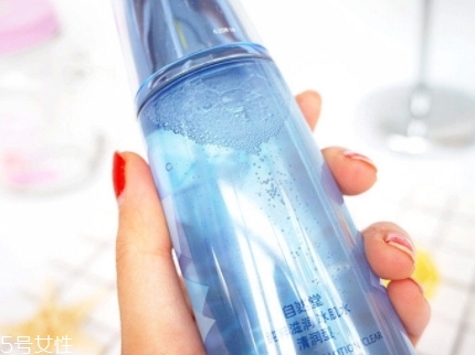 自然堂爽膚水怎么樣？看看是不是含酒精