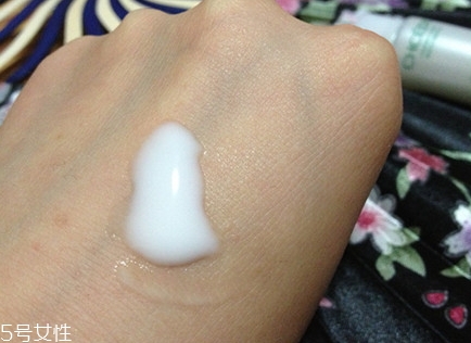 自然堂乳液多少錢一瓶？看看各個系列的報價