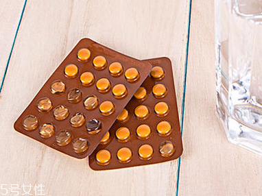葉酸和鈣片可以同時吃嗎？葉酸和鈣片同吃無害