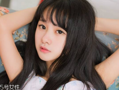 縮小毛孔用什么護膚品？面部的保養(yǎng)很重要
