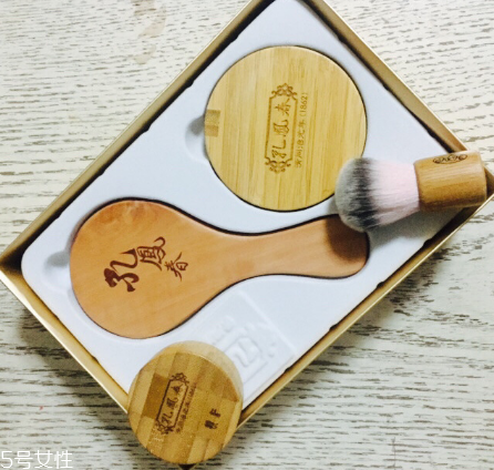 孔鳳春彩妝有哪些好用？國(guó)貨經(jīng)典