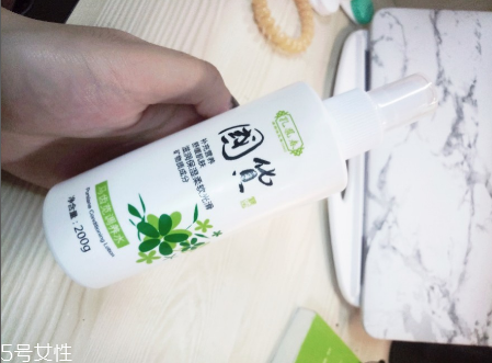 孔鳳春爽膚水好用嗎？有150多年的歷史的牌子
