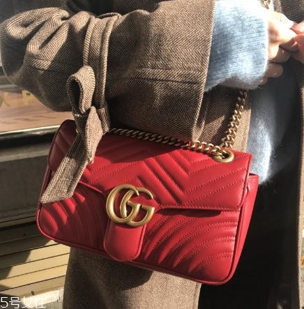 gucci包包多少錢？女人都對它欲罷不能