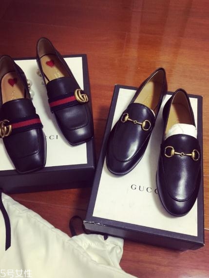 gucci鞋子一般多少錢(qián)？風(fēng)靡時(shí)尚界的潮流經(jīng)典