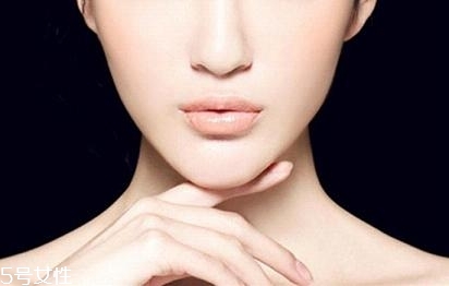玻尿酸隆鼻維持時(shí)間受什么影響？玻尿酸不能過度注射