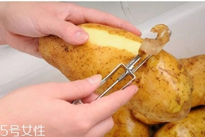 去土豆皮的注意事項(xiàng)？四大注意事項(xiàng)需警惕