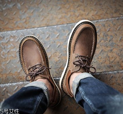 保養(yǎng)瘋馬皮用什么油？硬漢氣質(zhì)盡顯