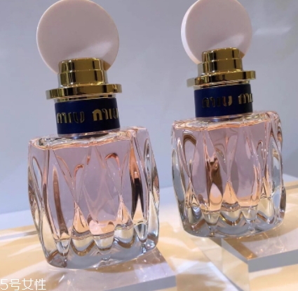 miumiu2018粉色香水好聞嗎？和舊款香水哪個更好聞