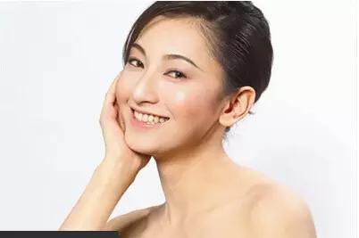 吃什么可以調(diào)理膚色？健康飲食很重要
