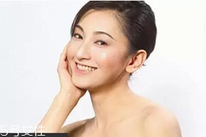 吃什么可以調(diào)理膚色？健康飲食很重要