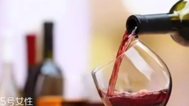 痛風(fēng)得病為什么低齡化？過量飲用含糖飲料