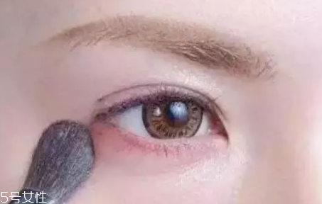 兔子腮紅怎么畫才可愛？中年少女必備腮紅畫技