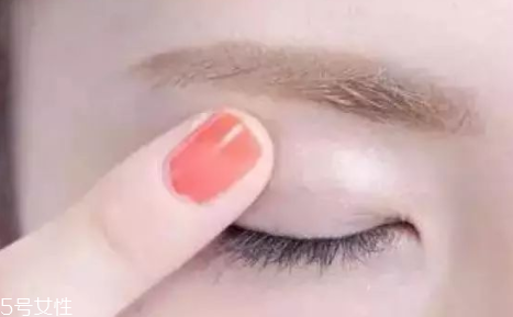 兔子腮紅怎么畫才可愛？中年少女必備腮紅畫技