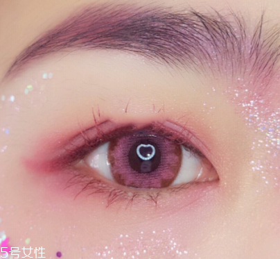 兔子腮紅怎么畫才可愛？中年少女必備腮紅畫技