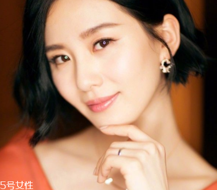 2018奶茶妝怎么畫？偽素顏撩漢妝容畫法