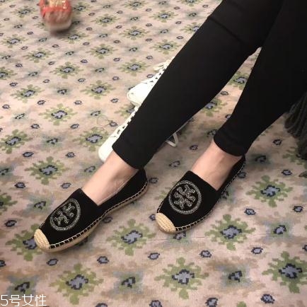 tory burch鞋子偏大嗎？香奈兒漁夫鞋平價替代