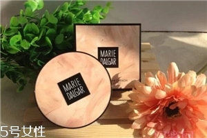 瑪麗黛佳底妝產(chǎn)品哪款好用？化妝包里必帶款