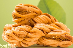 麻花可以帶上飛機(jī)嗎？要看帶多少