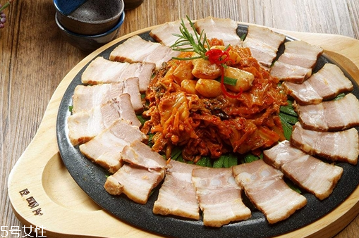 煮肉的泡沫能吃嗎？煮肉泡沫其實(shí)是血水