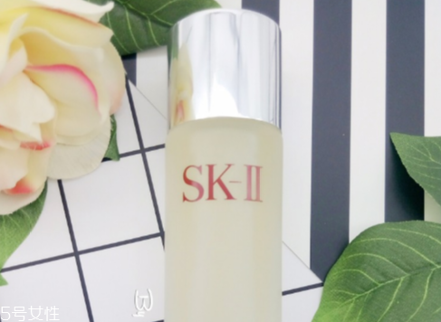 sk2神仙水怎么看生產(chǎn)日期？神仙水之前一定要擦化妝水