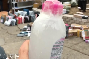 網(wǎng)購卸妝水凍成冰坨，化妝品該怎么保存？