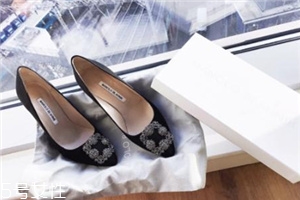 manolo blahnik是哪個(gè)國家的牌子？女星們的紅毯指定用鞋