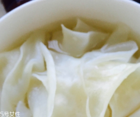 阿寬紅油面皮怎么泡？需要泡足這么長時間
