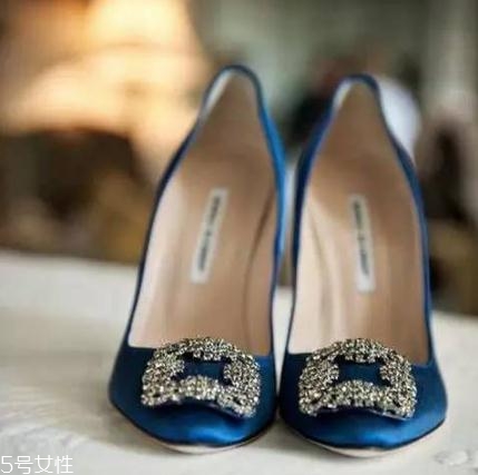 manolo blahnik是幾線品牌？高跟鞋中的貴族品牌