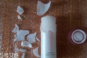 化妝品凍僵了還有效果嗎？美白產(chǎn)品別用了