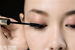 內(nèi)眼線會傷眼睛嗎？九種可愛的眼線畫法