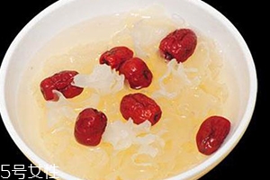 銀耳紅棗湯哺乳期能喝嗎？有著很多好處