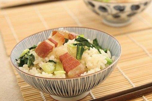 哪三種剩菜不能放冰箱里？這幾種剩菜吃不得