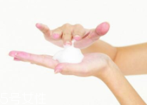 硅膠的潔面儀好用嗎？不要使用過多