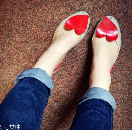 melissa是哪個(gè)國(guó)家的？女王和公主都愛穿它