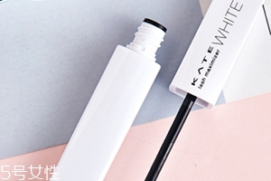 睫毛打底膏必須要用嗎？不一定對每個人有用