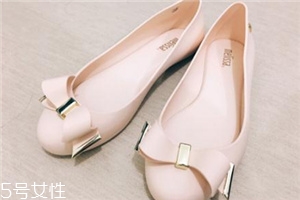 melissa果凍鞋尺碼準嗎？少女心炸裂的公主鞋