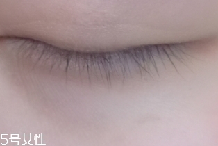 ettusais艾杜莎睫毛膏打底膏怎么用？睫毛一天不會塌